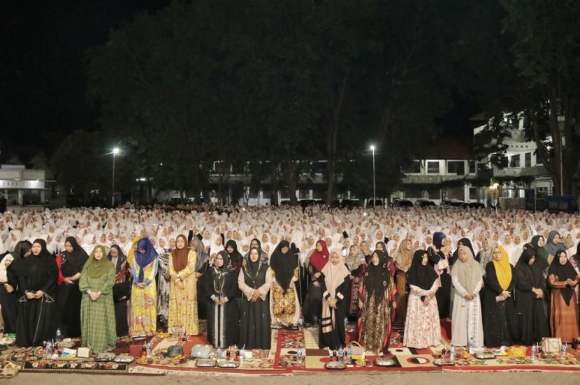 Nyai Ning Prabowo Rebana 08