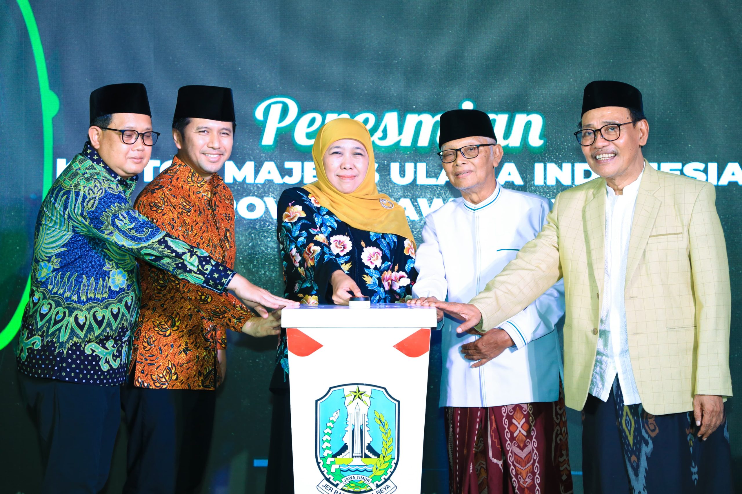 khofifah emil kiai anwar iskandar dan kiai mutawakkil alallah MUI