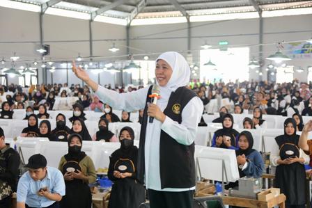 Khofifah Pabrik Rokok Dander BJN
