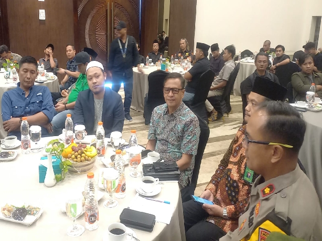 Masrukin dalam acara Diskusi yang digelar forum wartawan lintas media