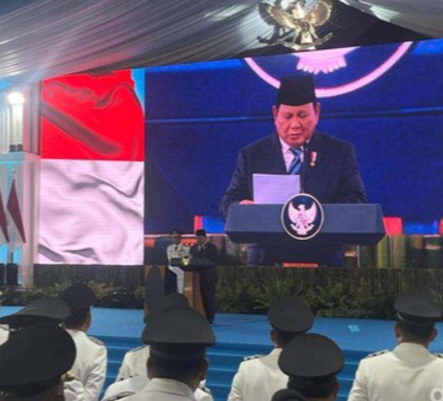 Presiden Prabowo Subianto menyampaikan pidato pelantikan kepala daerah terpilih di Istana Negara Jakarta.
