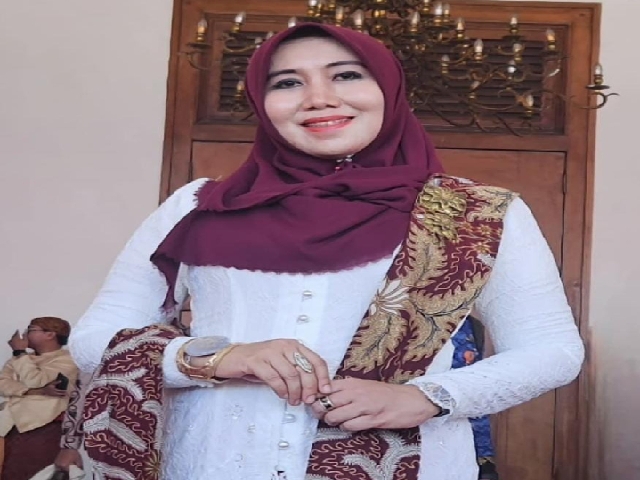 Dr. Lia Istifhama, M.E.I. (Anggota Komite III DPD RI)