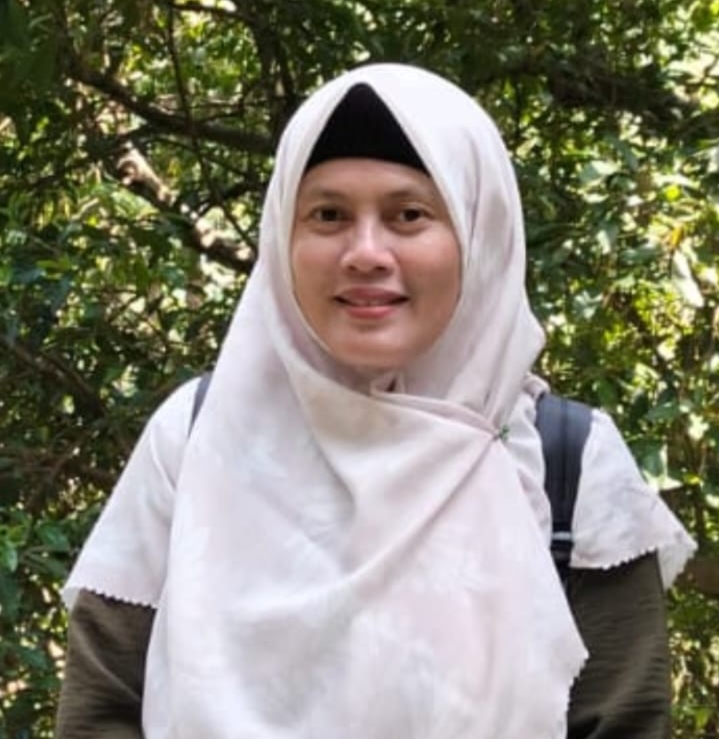 Prof. Dr. Lilik Herawati, dr., M.Kes, AIFO !Guru Besar bidang ilmu Fisiologi Lifestyle, Fakultas Kedokteran, Universitas Airlangga)