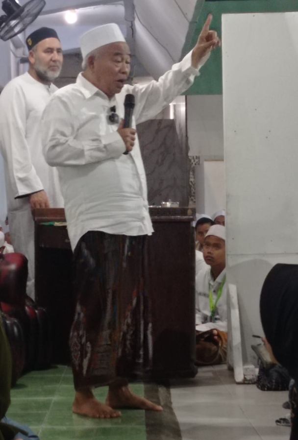 Kiai Asep amanatul ummah