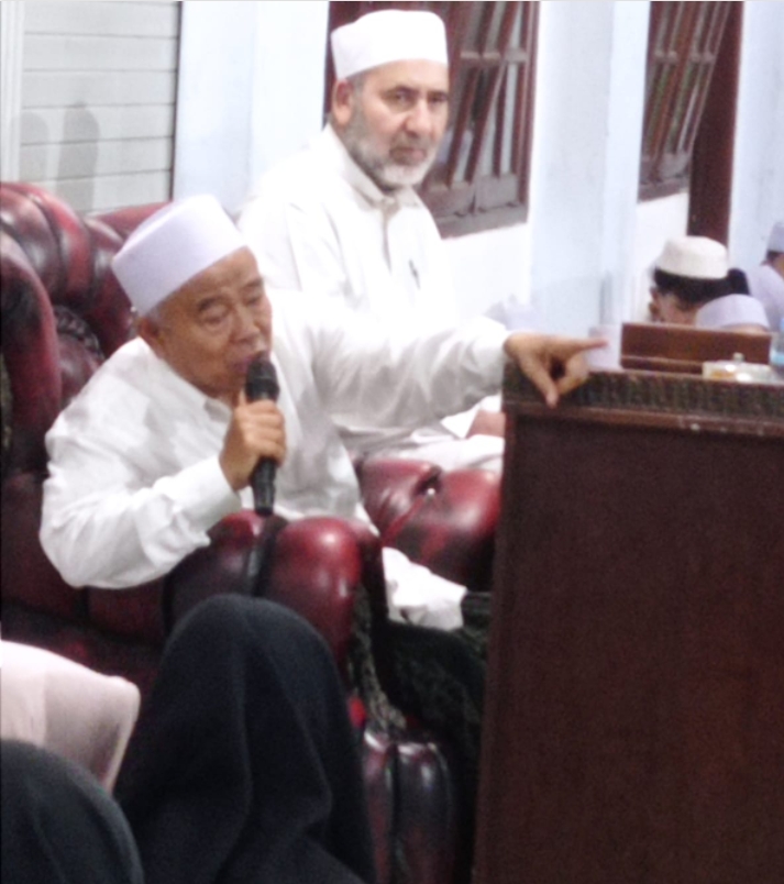 Kiai Asep pengajian subuh
